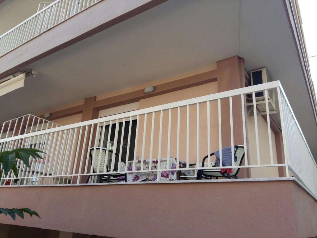 Grcka-Reni Greece Beach 2 Nea Kallikrateia ภายนอก รูปภาพ